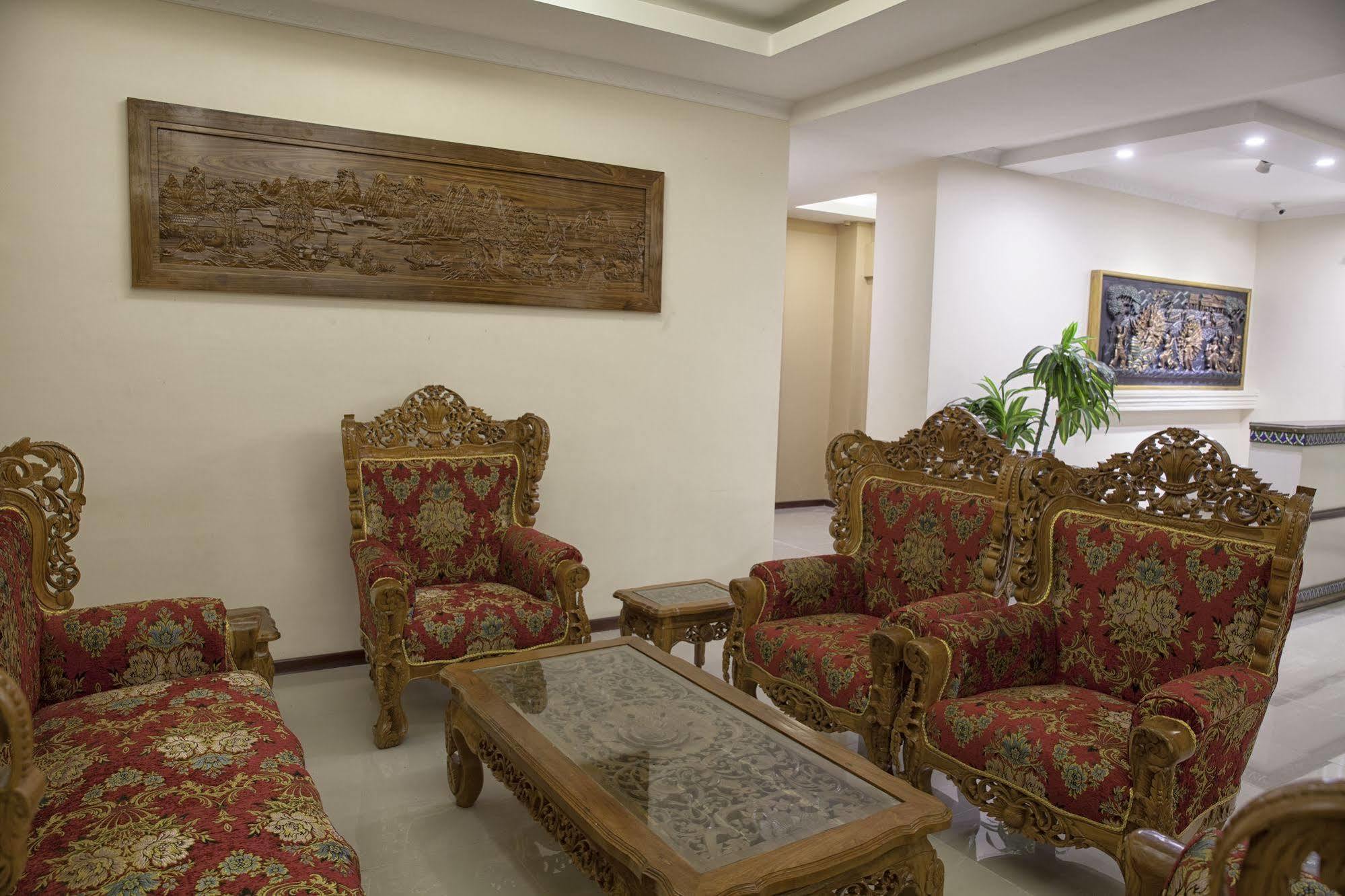 The Hotel Emperor-Inle Nyaung Shwe Exteriér fotografie