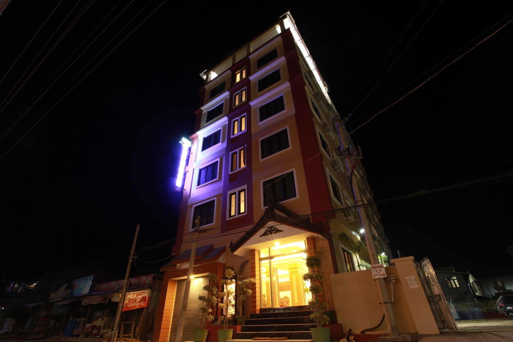 The Hotel Emperor-Inle Nyaung Shwe Exteriér fotografie